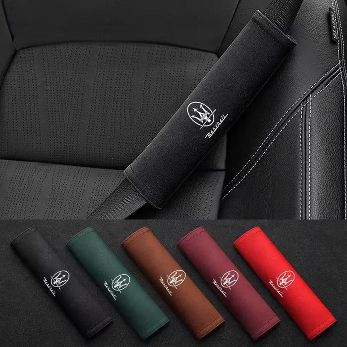 Housse de ceinture de sécurité en suède pour badges Maserati Levante Ghibli Gran Turismo Quattroporte Gransport GT GC Cinquettroporte occassions spéciales protection élégance voiture