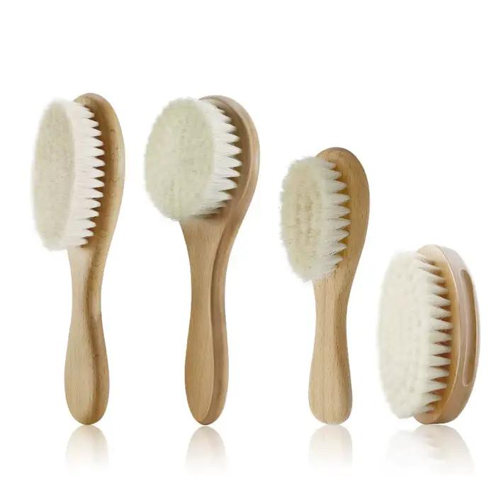 Brosse en bois de hêtre pour bébé
