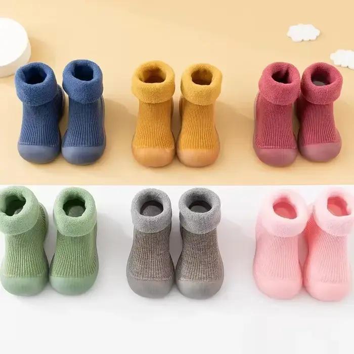 Chaussures de marche chaudes et confortables pour bébé