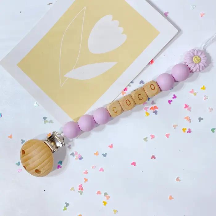 Porte-sucette personnalisé pour bébé avec nom