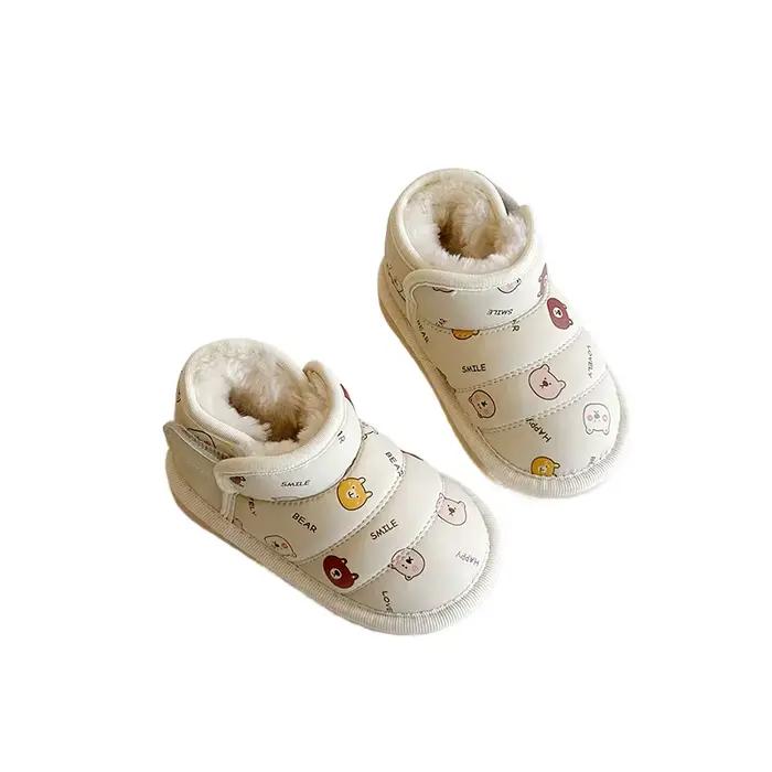 Chaussures de marche en fourrure chaude pour bébé