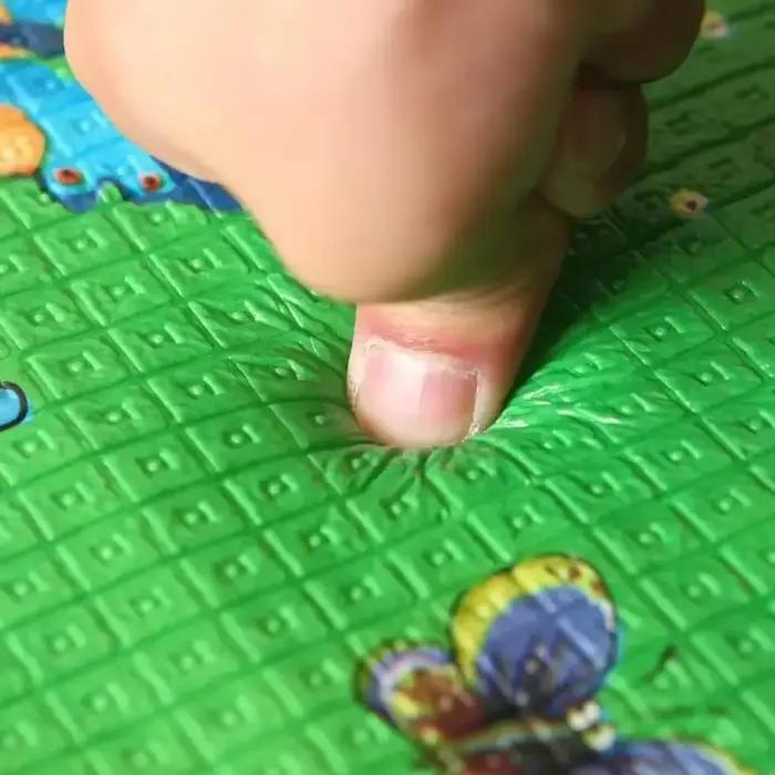 Tapis de jeu en mousse pour bébé