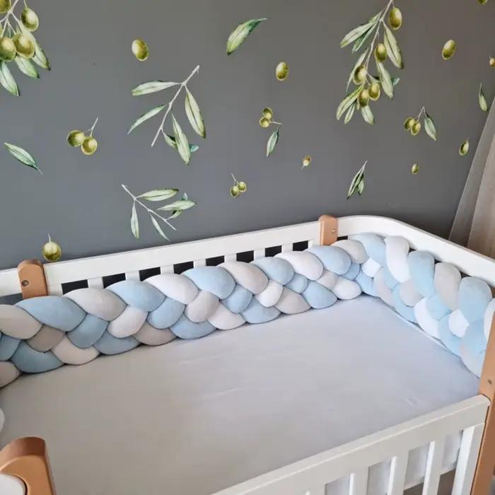 Pare-chocs de lit bébé tressé à la main de 300 cm
