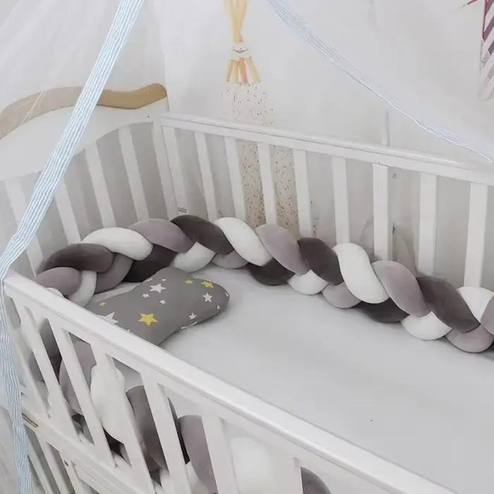 Protecteur de berceau pour bébé