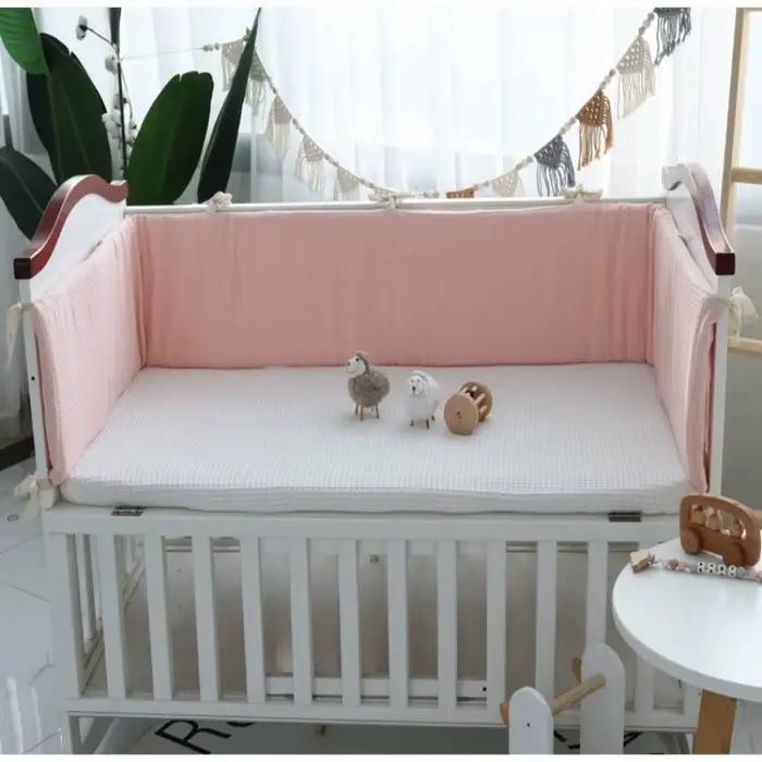 Ensemble de pare-chocs de berceau de bébé lavable en coton gaufré une pièce pour les nouveau-nés pour empêcher les bosses et les chutes